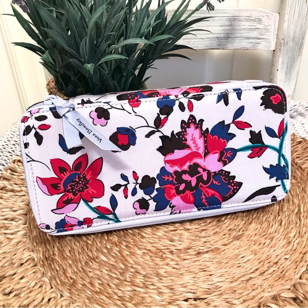 Vera Bradley Large Travel Pill Case Vineyard Floral
